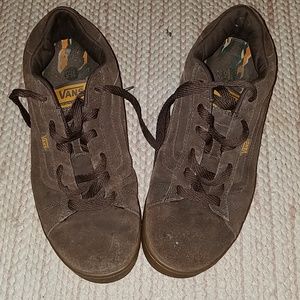 Men's size 11.5 US Brown VANS sneakers.